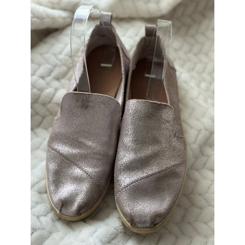 Tom’s metallic pink suede shoes size 8.5 medium